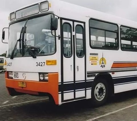 Kenangan yang Penuh Nuansa Klasik, 11 Potret Bus Kota Jakarta di Zaman Dulu