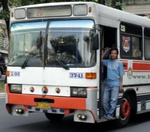 11 Potret Bus Kota Jakarta Zaman Dulu yang Klasik dan Berkesan.