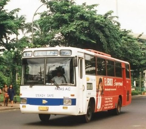 Kenangan yang Penuh Nuansa Klasik, 11 Potret Bus Kota Jakarta di Zaman Dulu