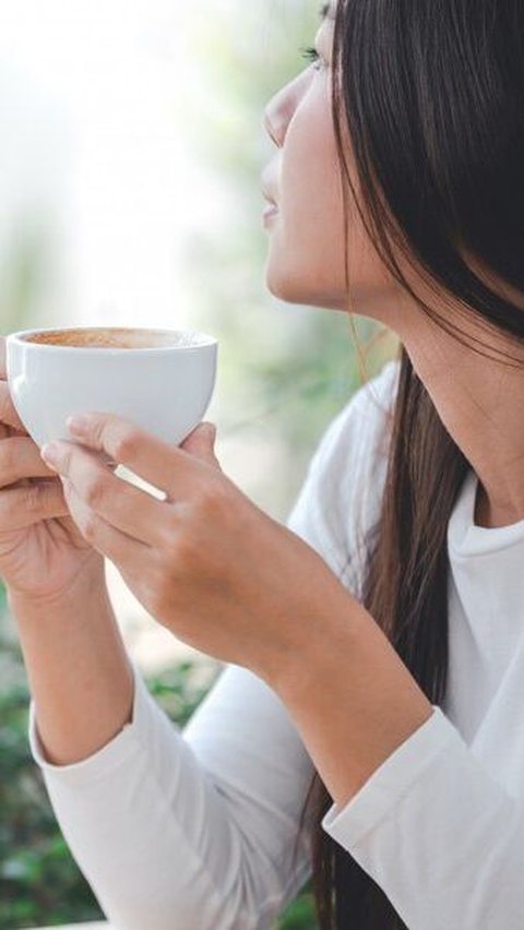 Perlu diketahui bahwa kopi dapat mempengaruhi sistem pencernaan kita. Beberapa orang mungkin merasakan gangguan pencernaan atau ketidaknyamanan perut setelah minum kopi, terutama saat sedang sakit.