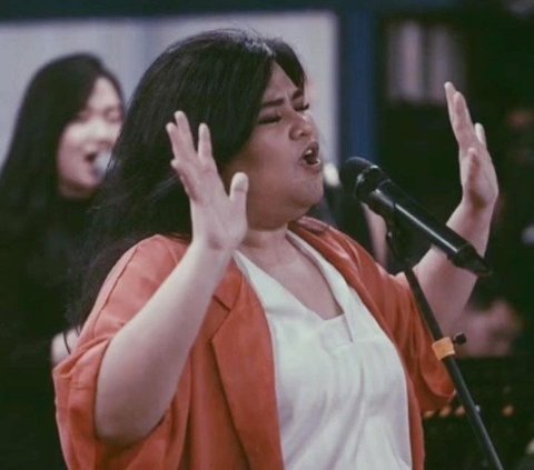 Meninggal Dunia di Usia 32 Tahun, Ini Fakta Sosok Shena Malsiana Jebolan X Factor