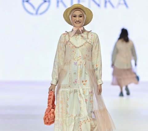 See the Collection of Ready to Wear Fashion with Playful Designs