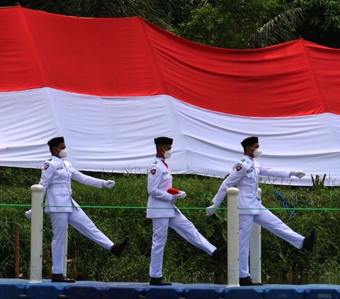 Setiap tanggal 28 Oktober selalu diperingati sebagai hari yang sangat bersejarah bagi para pemuda di Indonesia. Ya, hari itu biasa dikenal sebagai Hari Sumpah Pemuda.<br>