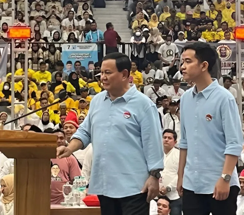 Makna Prabowo-Gibran Kerap Pakai Baju Warna Biru