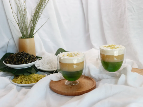 1. Resep Es Kopi Susu Pandan