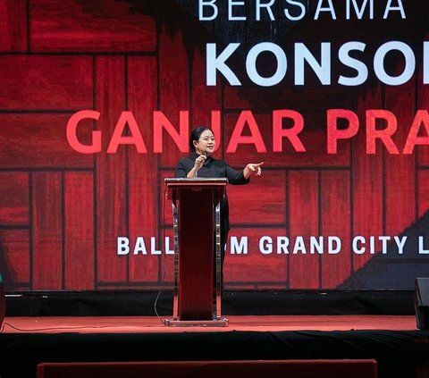 Puan menyikapi pernyataan politikus PDIP Adian Napitupulu soal Gibran Rakabuming Raka maju menjadi Cawapres Prabowo Subianto berawal dari penolakan Megawati atas wacana masa jabatan Presiden 3 periode.