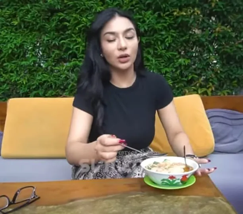 Bikin Salfok Sule dan Siva Aprilia Makan Bakso Bareng Seleranya Sama 'Wah Jangan-jangan'