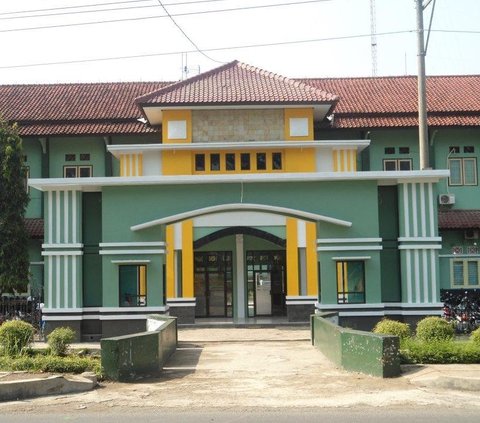 Mobil Pengantar Bocah Kelas 3 SD Dilarang Parkir Dekat Sekolah dalam Kompleks Perumahan, Bapaknya Langsung Beli Rumah di Depannya