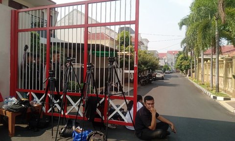 Pengacara Sebut Penyidik Tidak Temukan Barang Bukti Usai Geledah Rumah Ketua KPK Firli Bahuri