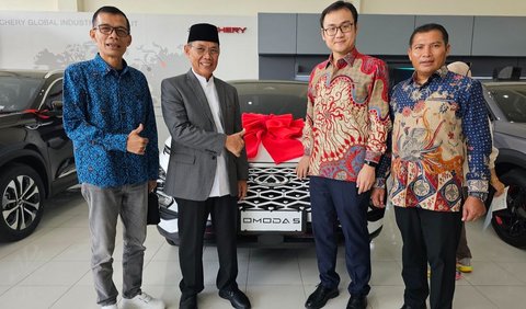 Chery Samarinda hadir di Jln Wahid Hasyim I No 40, Sempaja Selatan, Samarinda. Menawarkan layanan 3S (Sales, service, dan Spare part). Selain Samarinda, PT Hayyu Pratama Dealer saat ini juga melayani penjualan di  Balikpapan, Bontang,<br>Sangatta, Penajam Paser, dan Kutai Kartanegara.<br>