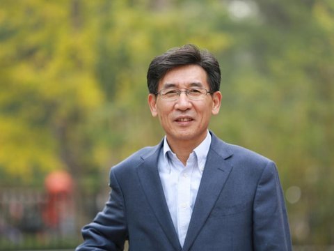 Ilmuwan Fisika Asal China Ini Catat Sejarah Dapat Penghargaan dari AS saat Hubungan Diplomatik Memanas