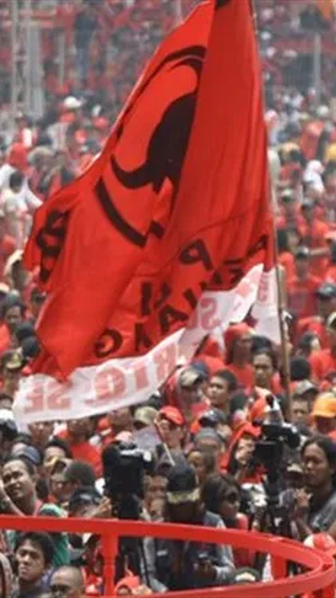 Video Lawas Megawati Soekarnoputri di Kampanye PDIP Tahun 2004, Lincah & Sumringah Joget Bareng Kader<br>