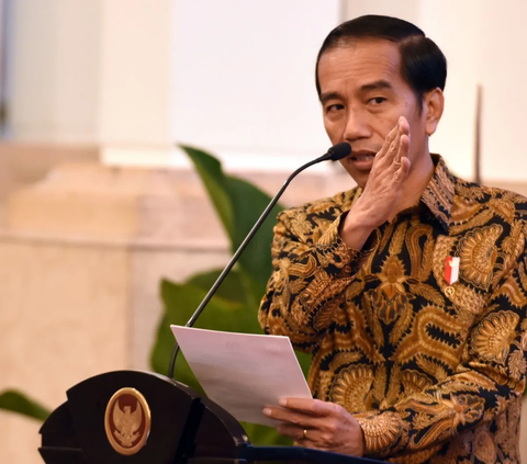 Jokowi Cek Perbaikan Jalan Rusak di Lampung Tengah: Sudah Mulus, Bisa Tidur di Mobil