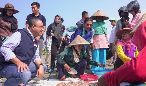 Iqbal menyebut, beberapa orang yang akan gabung dalam Timnas Pemenangan AMIN berasal dari perwakilan ulama, partai politik hingga relawan.<br>