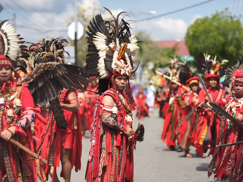 Ragam Kreasi Budaya Tersaji di Bontang City Carnival