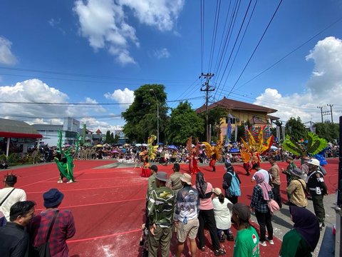 Ragam Kreasi Budaya Tersaji di Bontang City Carnival