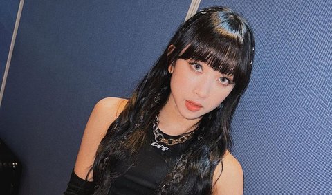 Dijuluki Idol Kpop Pertama dari Indonesia