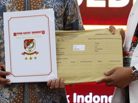 FOTO: KPU Terima Hasil Tes Kesehatan Capres-Cawapres, Ketiga Pasangan Dinyatakan Bebas Narkoba