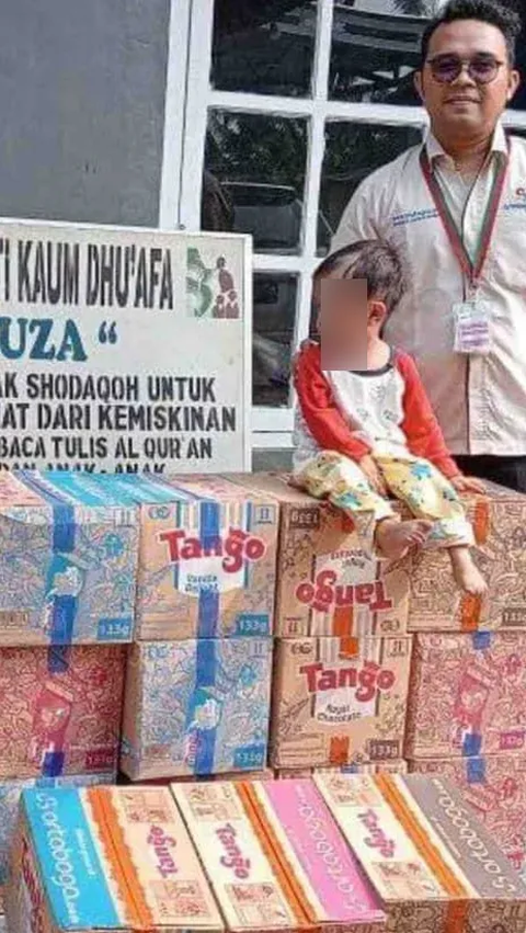 Orphanage in Musi Banyuasin Pranked by Donors, Children Crying Unable to Enjoy Snacks.