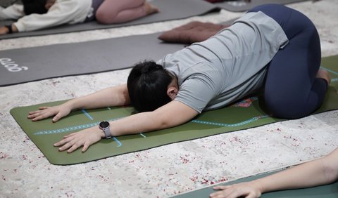 Child Pose (Balasana)