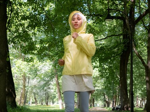 5 Tips Memilih Outfit Lari yang Tepat, Olahraga Jadi Nyaman