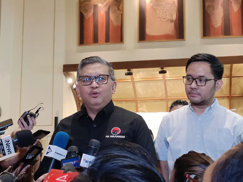 Sekjen PDIP: Demokrasi sedang Diuji karena Terlahir Kembali Nepotisme