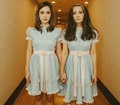 Cosplay Hantu Si Kembar 'The Shining', Begini Penampilan Bunga Citra Lestari saat Pesta Kostum Halloween