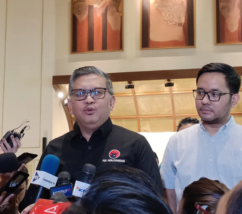 Hasto: PDIP Mencintai Jokowi dan Keluarga, Namun Kami Ditinggalkan