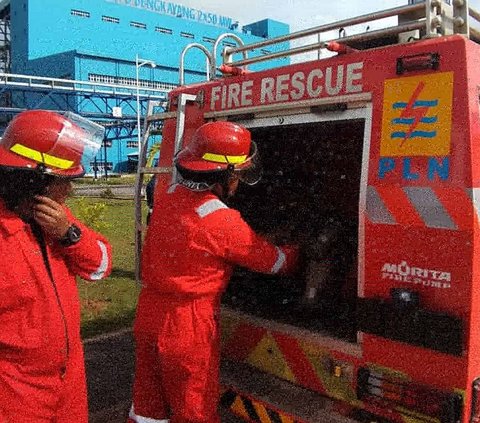 Adapun sumber air diambil dari kolam penampungan PLTU bengkayang yang di gunakan untuk pemadaman di Desa Karimunting, Kecamatan Sungai Raya Kepulauan, Kabupaten Bengkayang.