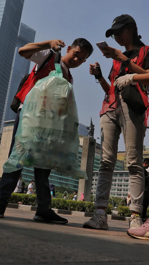 Kegiatan tersebut sebagai bentuk kampanye guna mengajak warga agar peduli terhadap lingkungan.