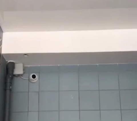 School in Russia Criticized for Installing CCTV in Women's Restrooms, but Some Parents Support It