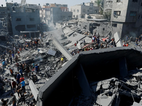 Ratusan Warga Gaza Inspeksi Rumah Mereka yang Hancur Dibom Israel, Kerusakannya Sangat Dahsyat