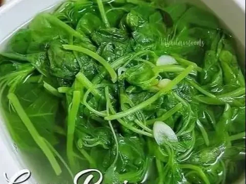 2. Sayur Bening Bayam