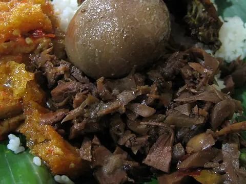 1. Gudeg (D.I.Yogyakarta)