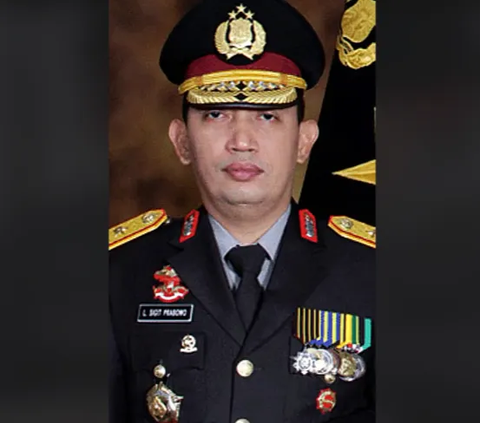 Ia juga menjadi Kapolri termuda kedua dalam sejarah setelah Tito Karnavian. Di mana Listyo saat dilantik berusia 51 tahun, 267 hari. Sedangkan Tito Karnavian berusia 51 tahun, 261 hari ketika dilantik.<br>