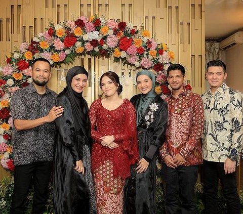 Potret Lamaran Adik Zaskia dan Shireen Sungkar, Sang Kakak Cantik Mempesona