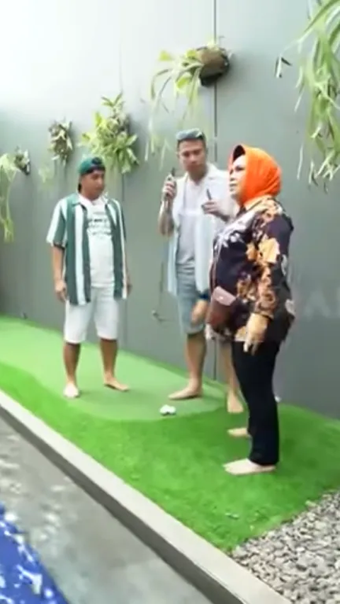 Irfan dan Raffi Ahmad Melongo Melihat Rumah Baru Hetty Koes Endang, di Dalamnya Ada Putting Golf dan Kolam Renang 