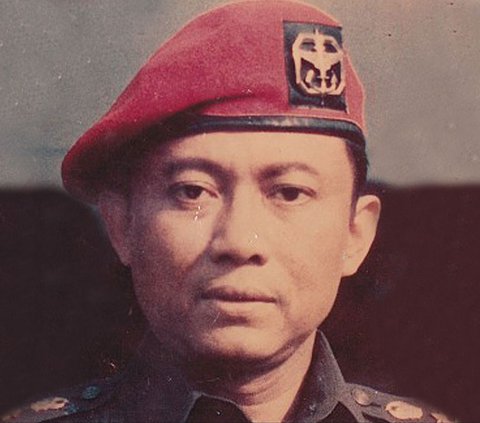Diceritakan oleh AHY saat itu sang kakek yang berpangkat Kolonel turut andil melindungi persatuan dan keutuhan NKRI bersama dengan para pejuang, Kiai, ulama, santri dan rakyat. <br>
