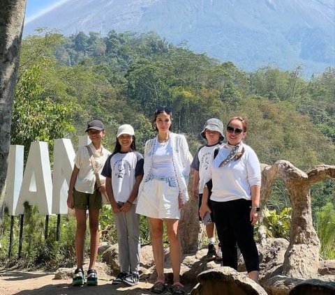 Beranjak Remaja dan Cantik, Intip Potret Jizzy Anak Vino G Bastian & Marsha Timothy saat Liburan di Jogja