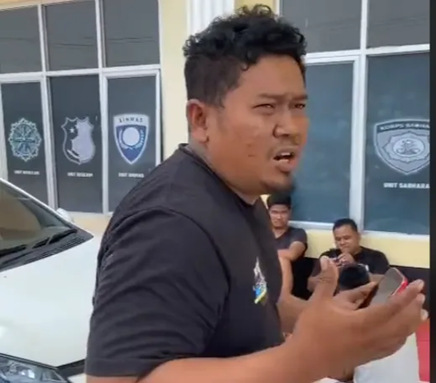 Di Depan Anggota, Seorang Ayah Larang Anaknya jadi Polisi 'Karena Bapaknya Selalu jadi Korban'