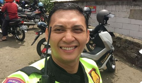 Profil Singkat