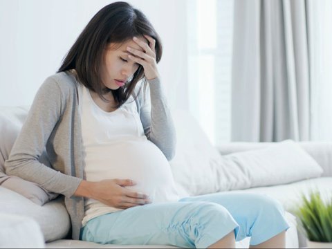 Causes of Swollen Nose During Pregnancy and Making You Feel Insecure