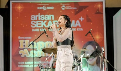 Happy Asmara menyebut jika kejadian serupa di atas panggung bukanlah pertama kali terjadi. Dia mengaku sempat dirukyah lantaran aksinya di pertunjukan reog.<br>