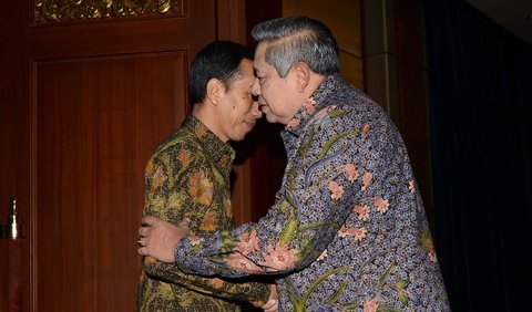 Diberitakan sebelumnya, pertemuan SBY dengan Jokowi di Istana Bogor, pada Senin (2/10) sore dibenarkan Deputi Bappilu Partai Demokrat, Kamhar Lakumani.<br>