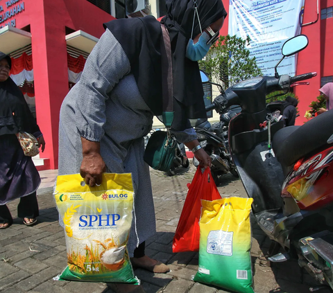 Ramai soal Pembatasan Pembelian Beras 10 Kg di Alfamart dan Superindo, Mendagri Respons Begini