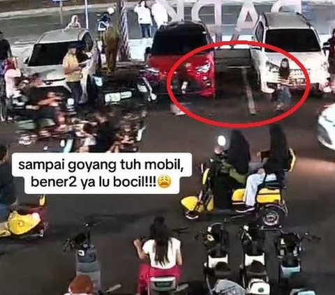 Viral Bocah Kendarai Sepeda Listrik Tabrak Mobil yang Sedang Parkir, Langsung Melarikan Diri