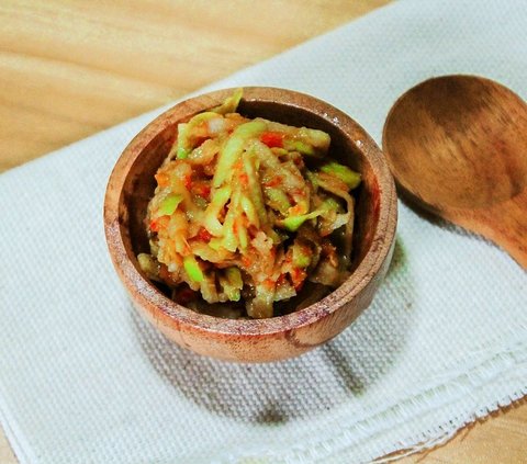 Demikian cara membuat sambal mangga khas Madura.