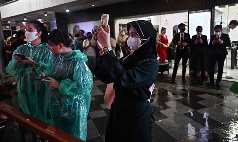 FOTO: Horor Penembakan Massal di Mal Mewah Thailand, Pelakunya Diduga Bocah 14 Tahun