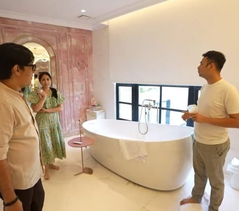 Andre Taulany Melongo Lihat Kamar Mandi Rumah Raffi-Nagita: Kalau Mandi Kelihatan sama Tetangga?