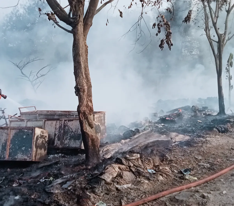 BPBD DKI: Cuaca Panas Picu Kebakaran di TPST Bantargebang